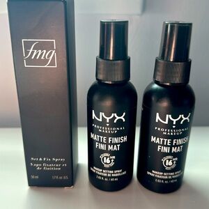 3 new unopened finishing sprays